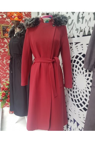 Bayan Kaşe Kaban